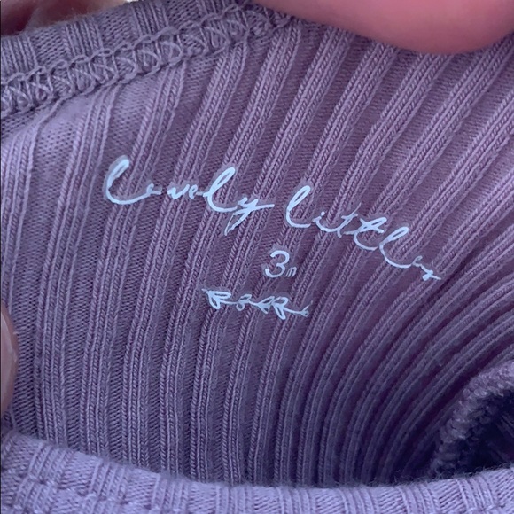 Lovely littles onesie - Picture 3 of 4